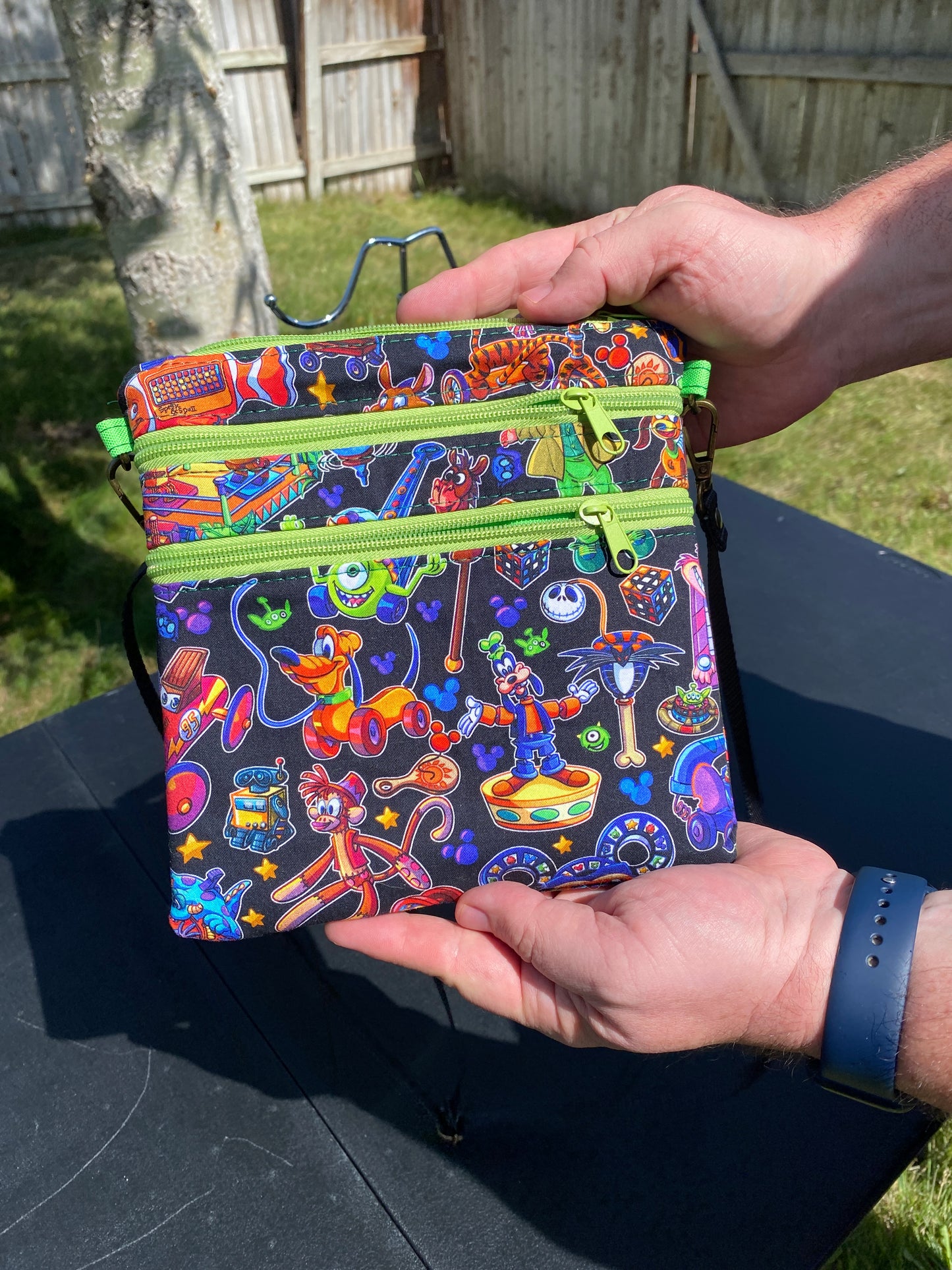 Zippy Shoulder Bag - Disney Characters on Black