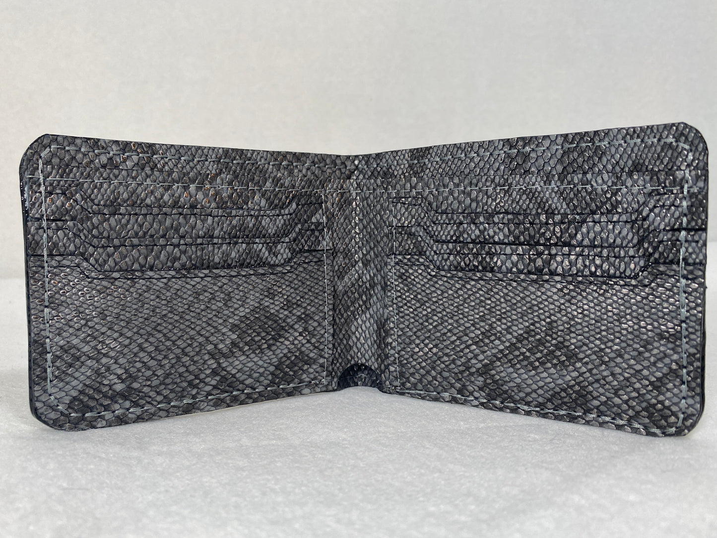 Snake bifold wallet