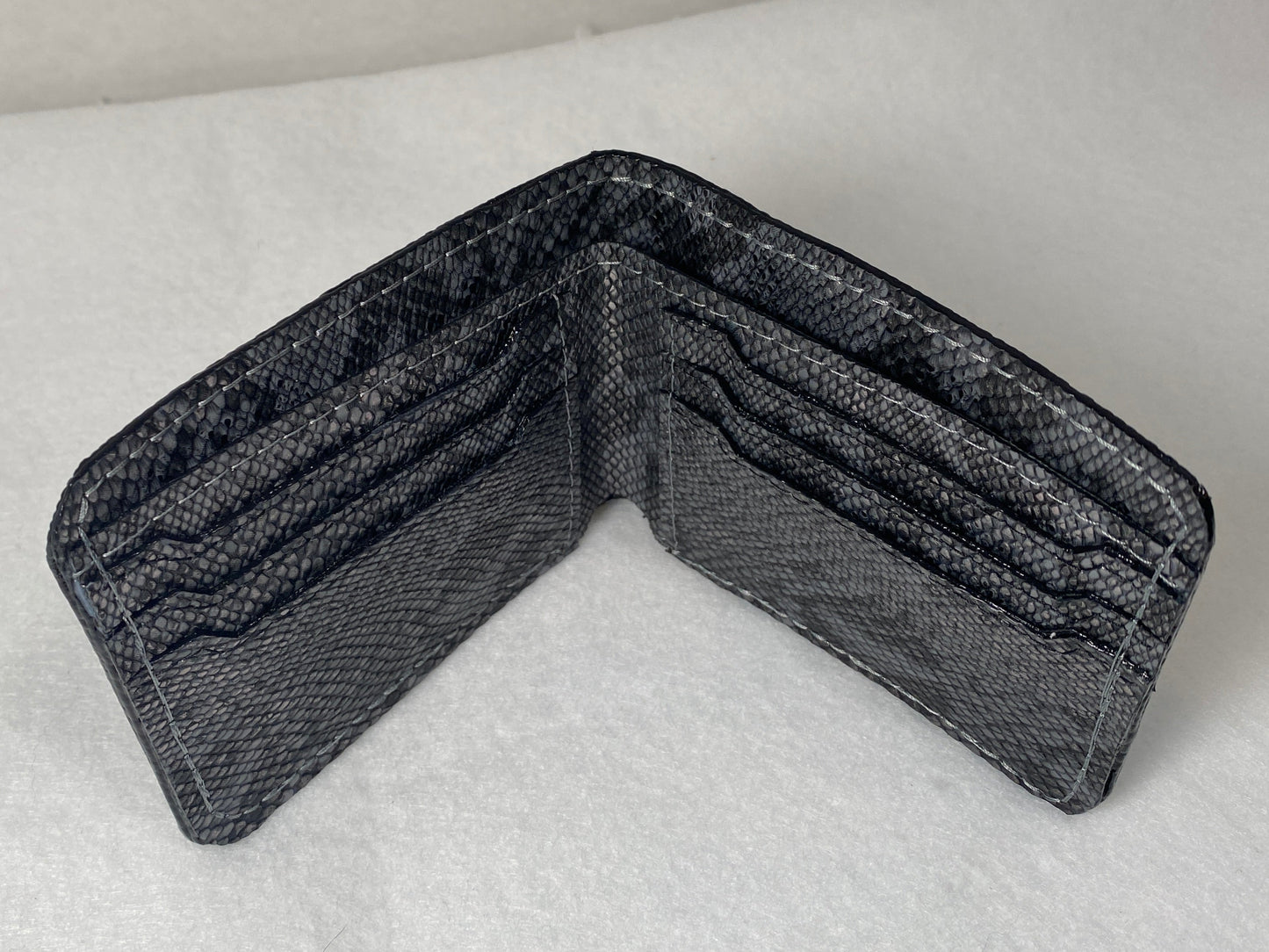 Snake bifold wallet