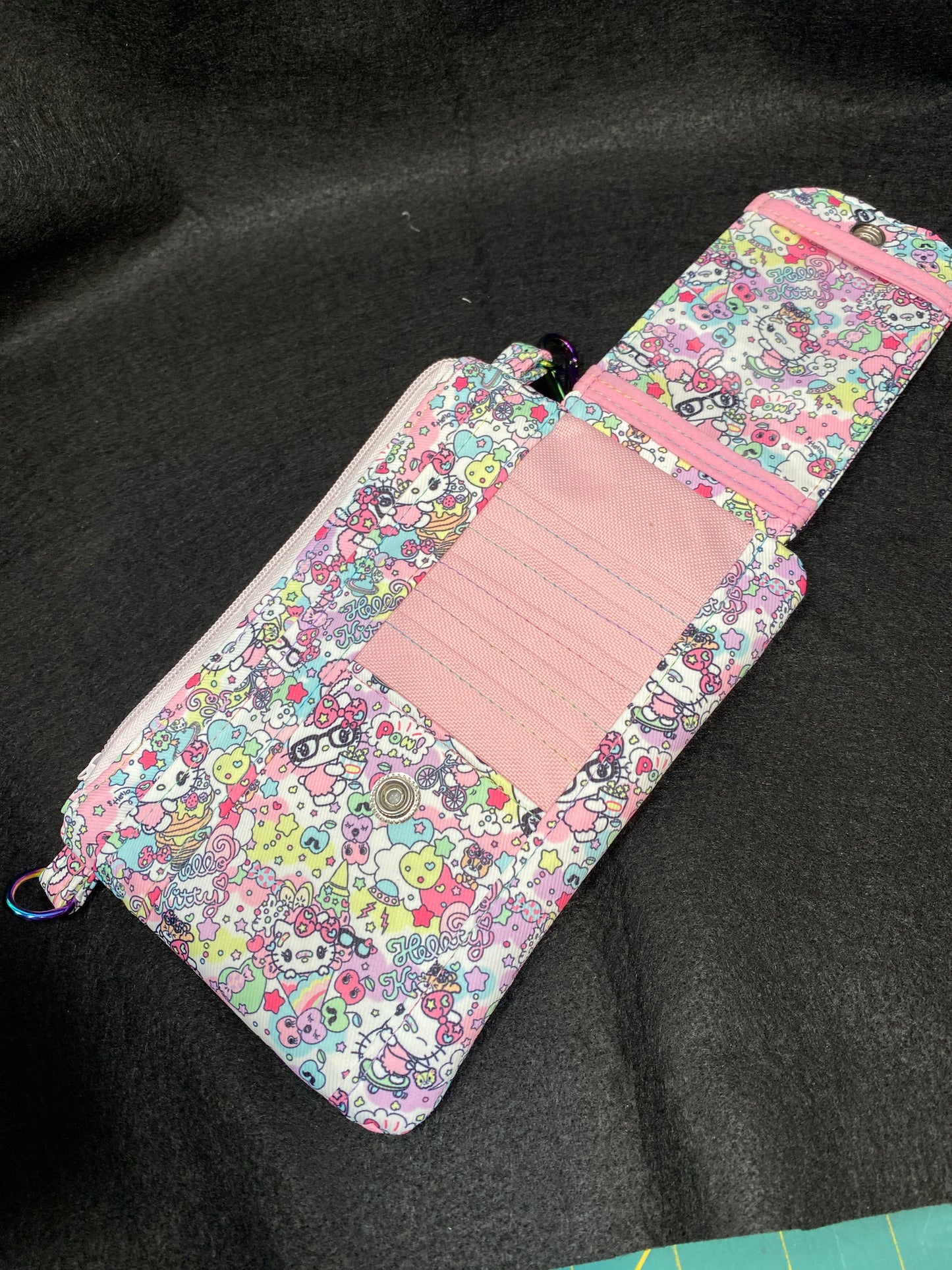 Hello Kitty themed big wallet -Pink