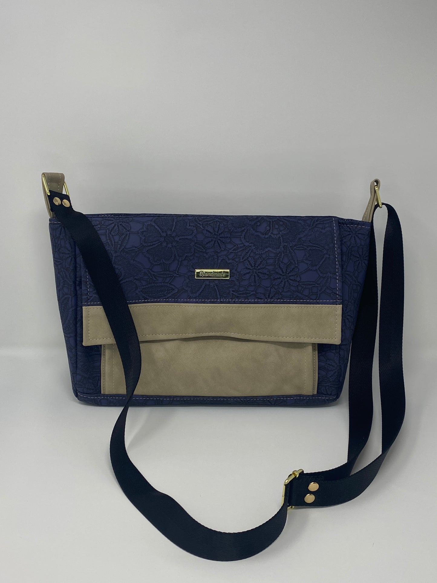 Minifacto Blue and Tan