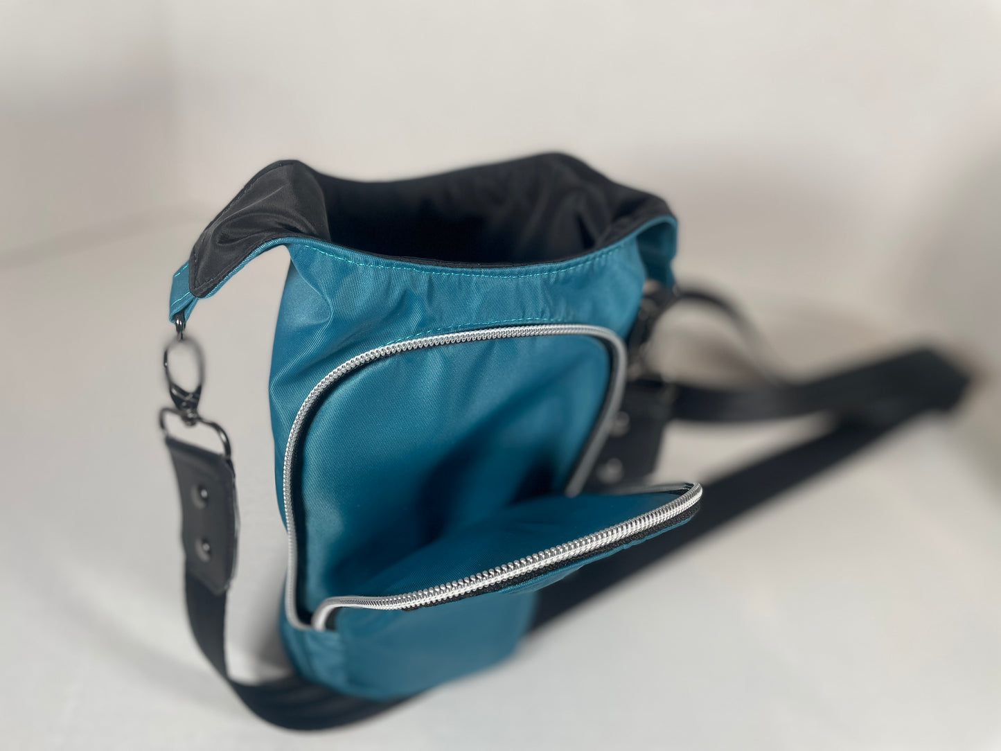 Water Bottle Shoulder Bag - Aquamarine