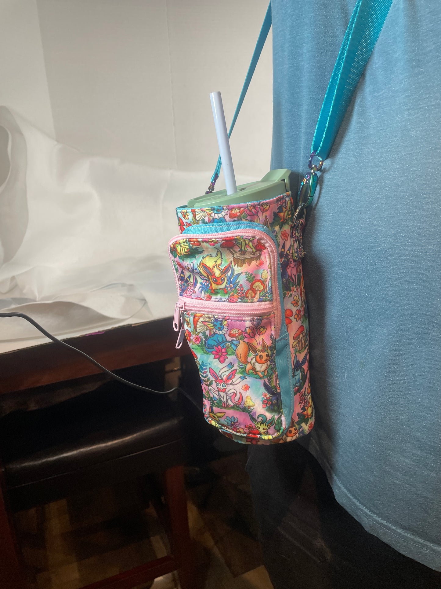 Water Bottle w/ handle Shoulder Bag - Pokemon